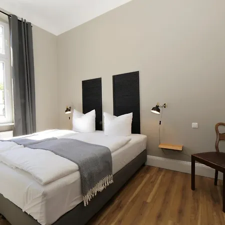 Brise Ruthenberg App 3 *